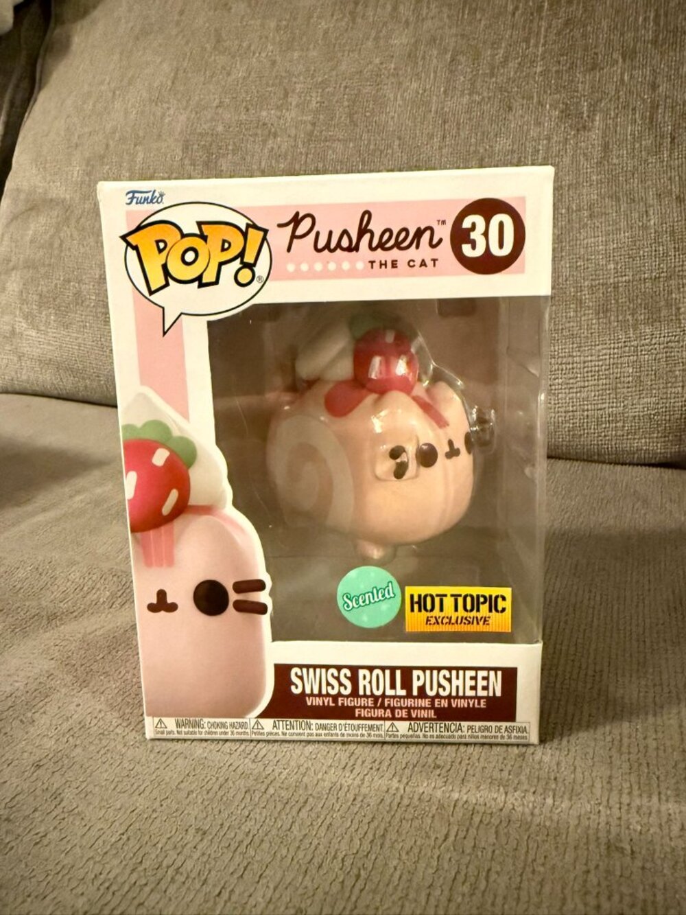 Funko Pop - Pusheen the cat #30 Swiss Roll Pusheen - Scented - Hot Topic
